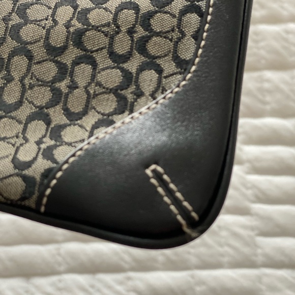 Coach Wristlet - Picture 2 of 5